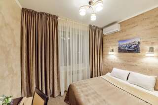 Гостиница Арт Холл Брянск Стандартный двухместный номер с 1 кроватью или 2 отдельными кроватями-1